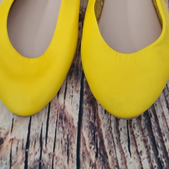 ZARA trafaluc Yellow Leather Ballet flats EUR 37 / US 6.5 Ballerina - Picture 2 of 12